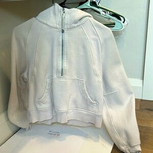 lululemon cropped scuba